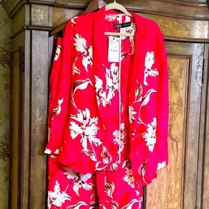 Zara. Fun colorful outfit!!